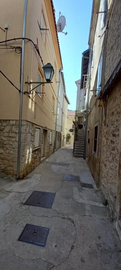 Apartmán Sidar-Old Town Cres Exteriér fotografie